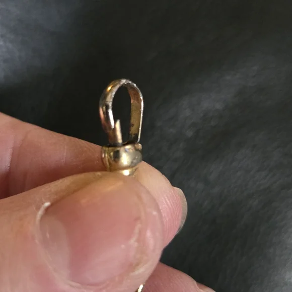 Gucci VINTAGE RARE Gold clip zipper pull charm 2" - Picture 6 of 7